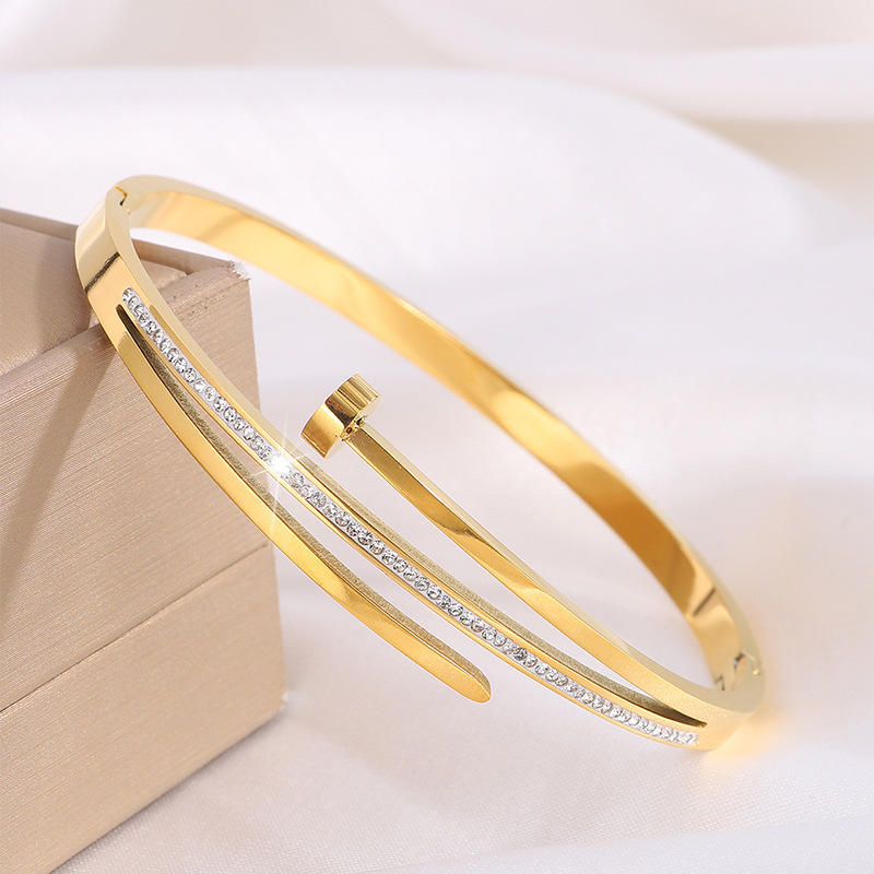 H1d51b10a7a614877b0d11ef69ad338c7k