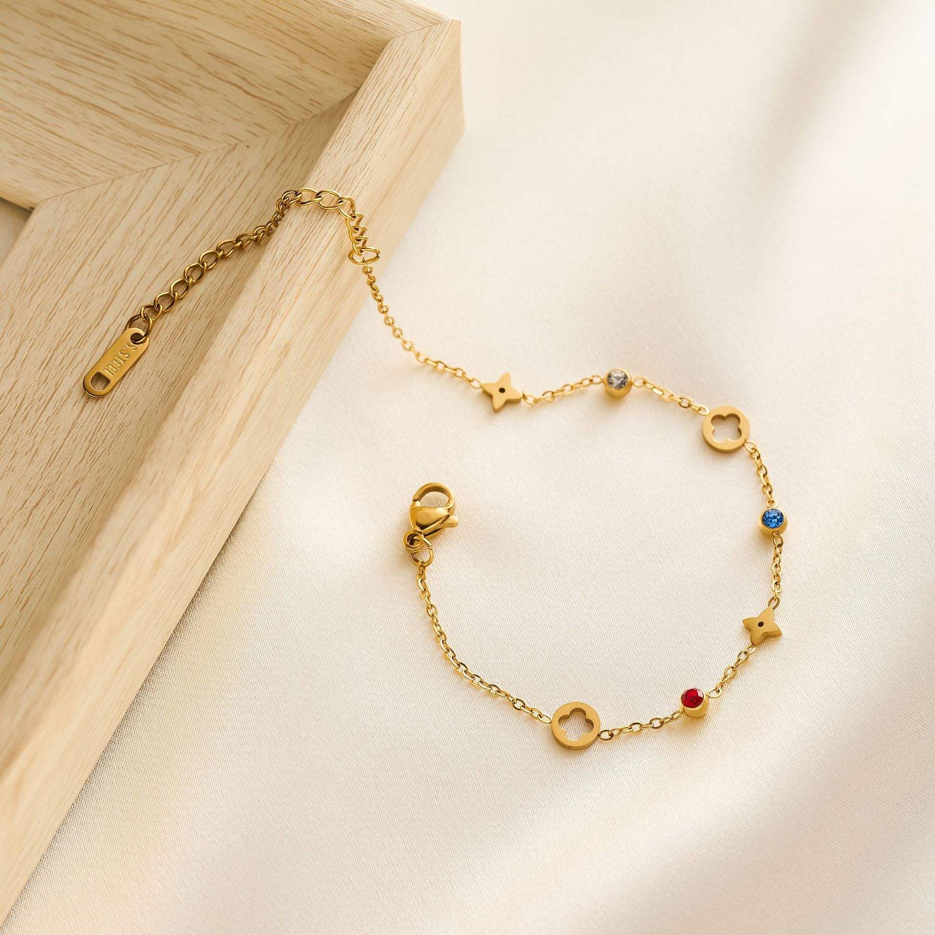 H0c404bb5572446e19e74fc872550e6b1Z